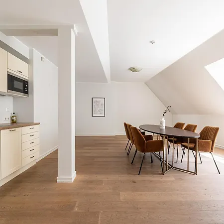 Old Town - Rueuetli Apartment